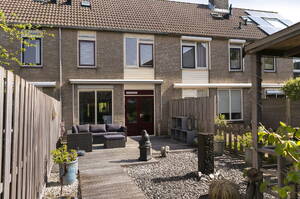 Beurtschipper 77, NIEUW-VENNEP