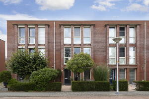 Bolwerksepoort 72, NIEUW-VENNEP