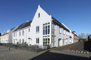 Landlust 12, HOOFDDORP