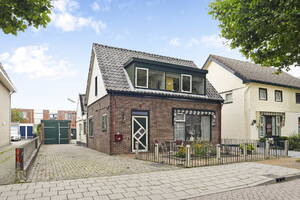 Korenaarstraat 11, NIEUW-VENNEP